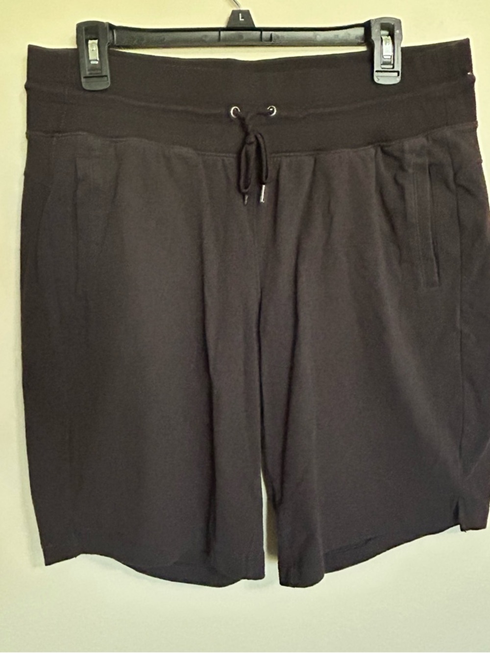 tek gear Woman’s 3-Pack Joggers - Black, Cream, Navy - Picture 7 of 8